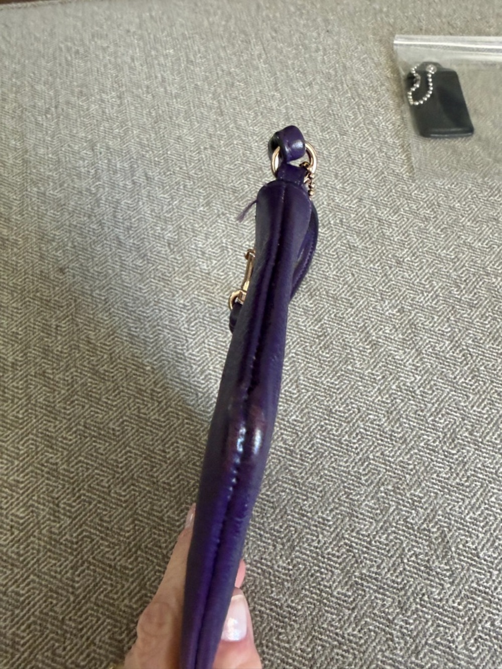 Coach Purple Pebbled Leather Corner Zip Wristlet with Gold Horse/Carriage logo - Picture 4 of 7